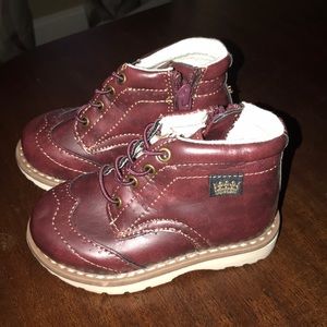 Kids boots